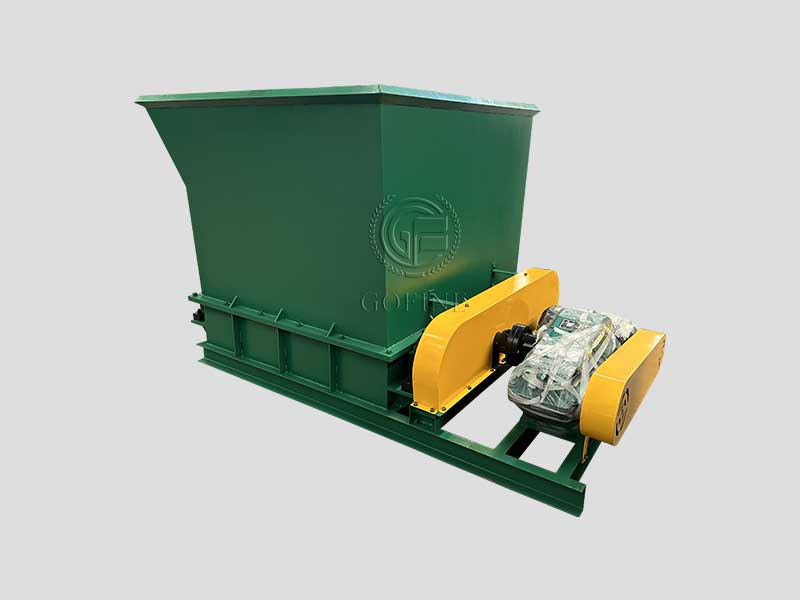 Fertilizer agglomeration crusher